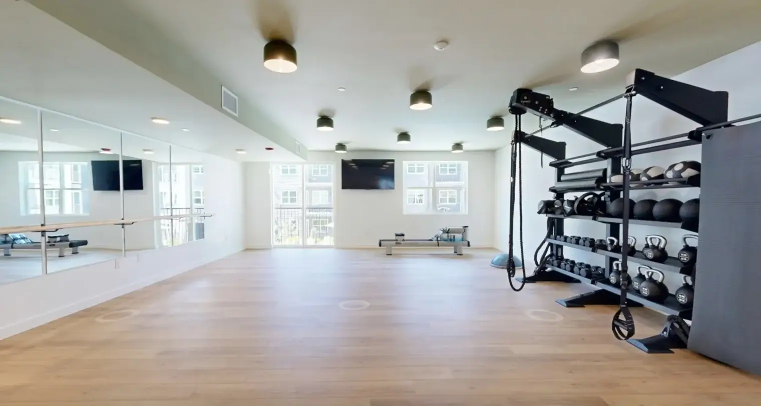 tour yogastudio